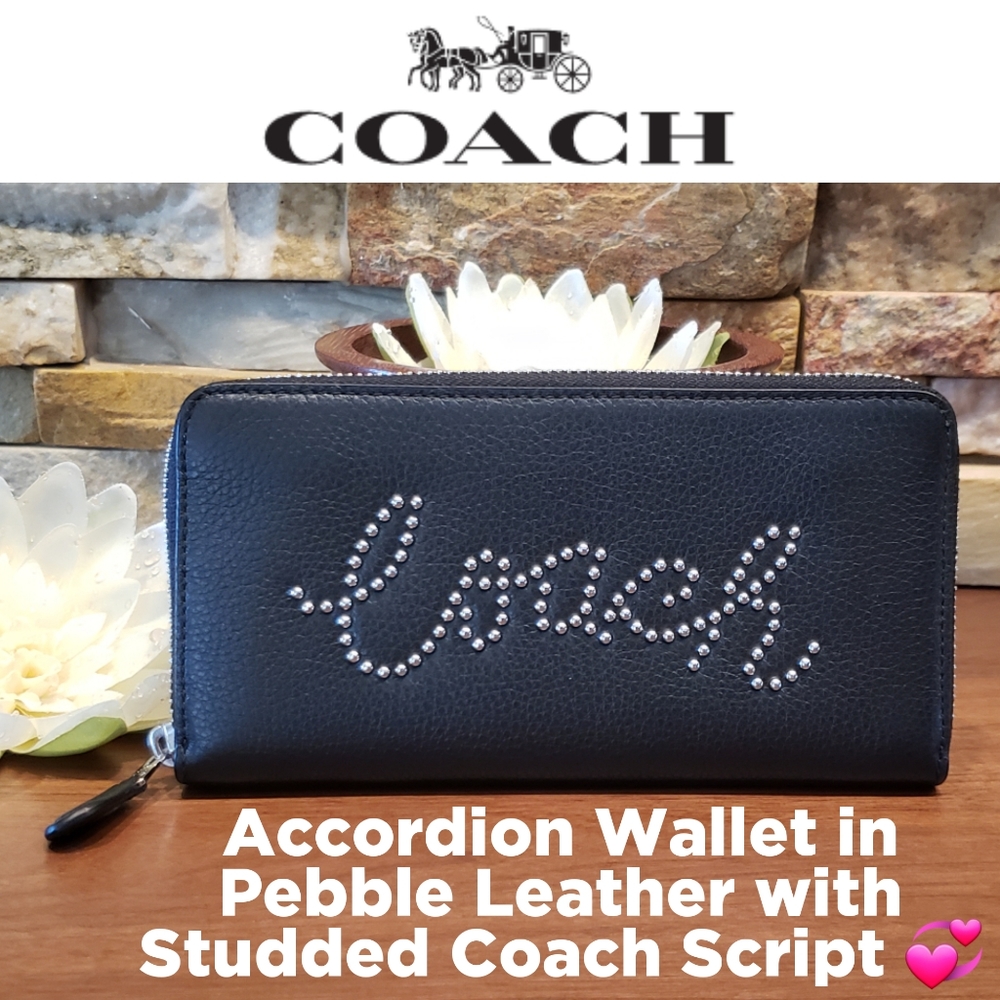 💕only 1 left!💕 NEW Coach Pebble Leather Wallet